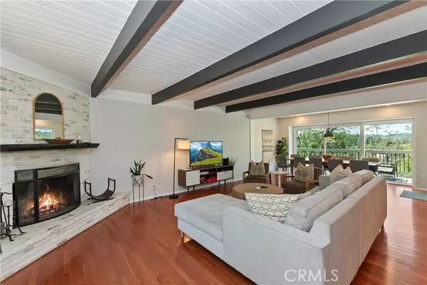 Lake Arrowhead, CA 92352,394 Emerald Dr