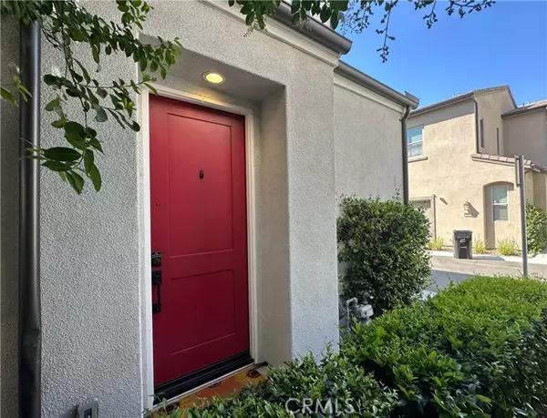 Corona, CA 92883,4173 Horvath Street #104
