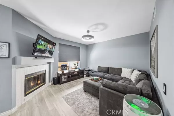 Corona, CA 92882,3190 Altura Court #102