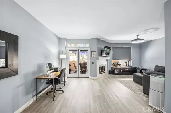Corona, CA 92882,3190 Altura Court #102