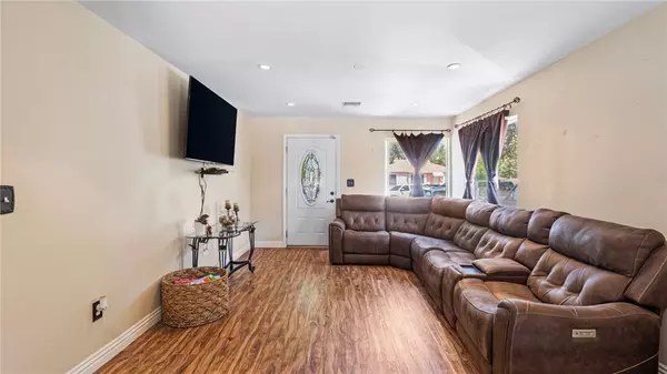 San Fernando, CA 91345,14658 Maclay Street