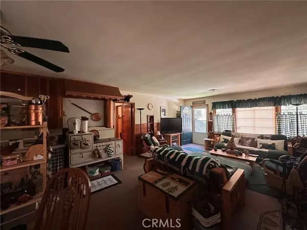 Angelus Oaks, CA 92305,6005 Maries