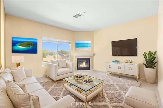 Corona, CA 92882,2802 Green River Road #101