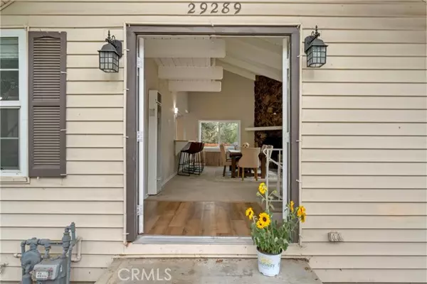 Cedar Glen, CA 92321,29289 Lake View Drive