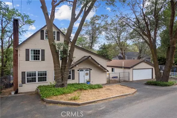 29289 Lake View Drive, Cedar Glen, CA 92321