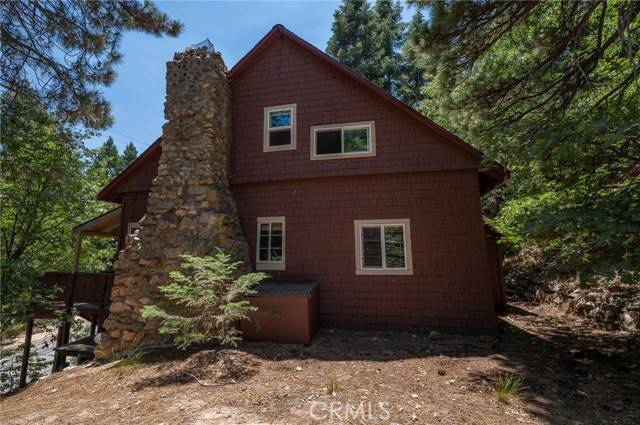 2462 Spring Drive, Running Springs, CA 92382