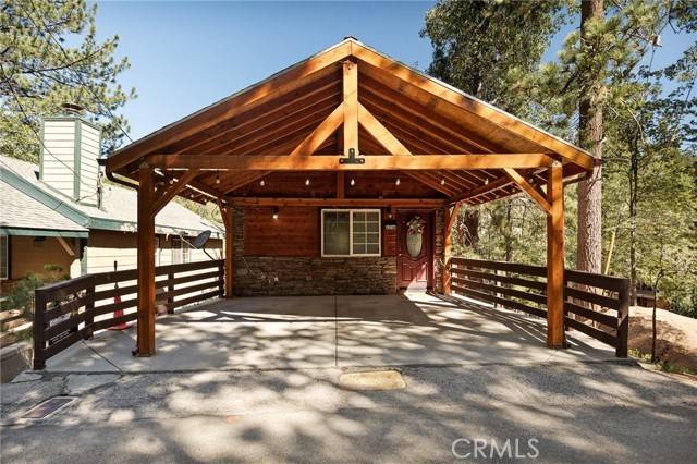 32784 Richmond Drive, Running Springs, CA 92382