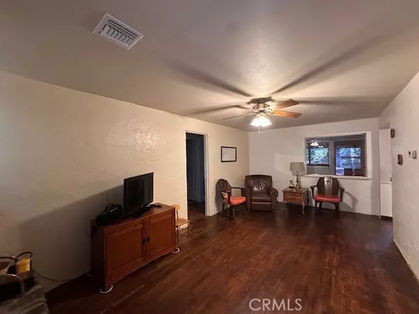 Forest Falls, CA 92339,40914 Oak Drive