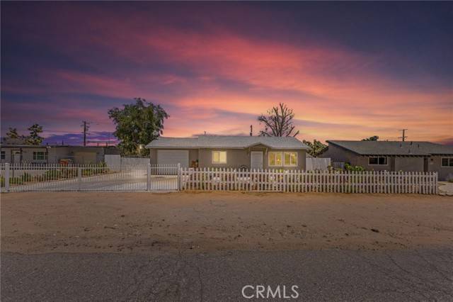 16116 Cajon, Hesperia, CA 92345