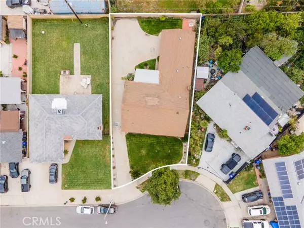 Fontana, CA 92335,17655 Vine Court