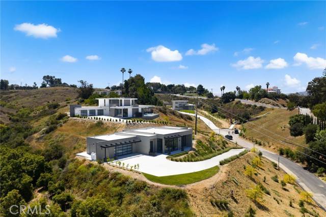 Redlands, CA 92373,1922 Edgefair Lane