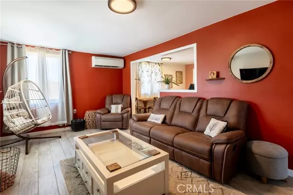 Joshua Tree, CA 92252,65076 E Broadway