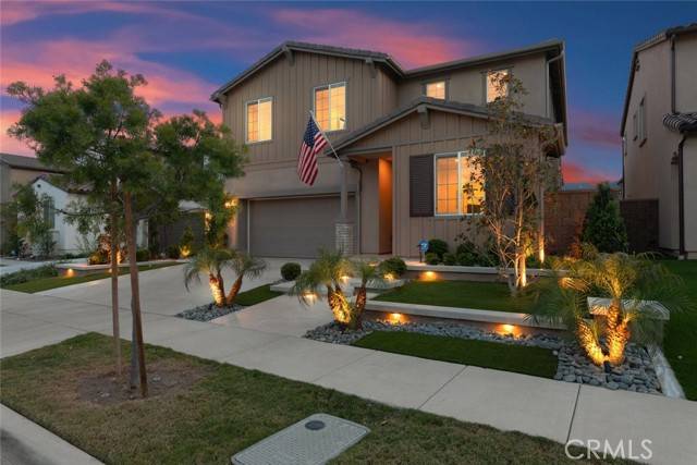 2227 Melogold Way, Corona, CA 92883