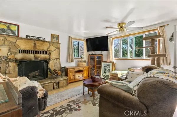 Cedar Glen, CA 92321,29239 Lake Brook Avenue