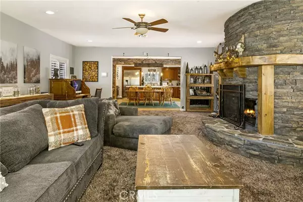 Lake Arrowhead, CA 92352,514 Riviera Drive