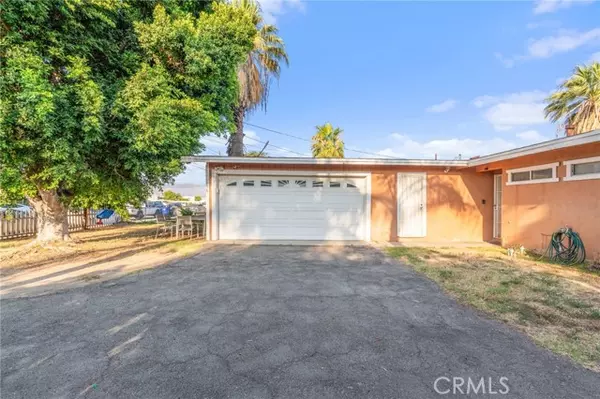 Rialto, CA 92376,645 E King Street