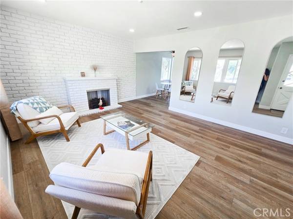 938 E Lugonia Avenue, Redlands, CA 92374