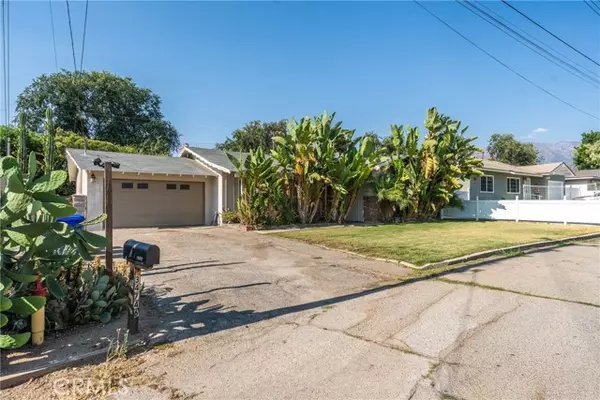 Yucaipa, CA 92399,34746 View Drive