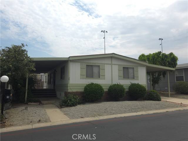1550 Rimpau Avenue #20, Corona, CA 92881