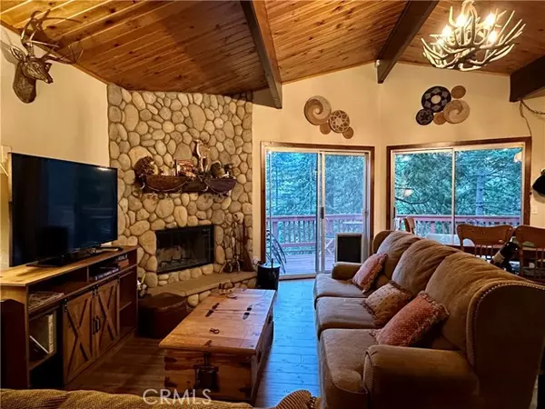 Twin Peaks, CA 92391,26126 Boulder Lane