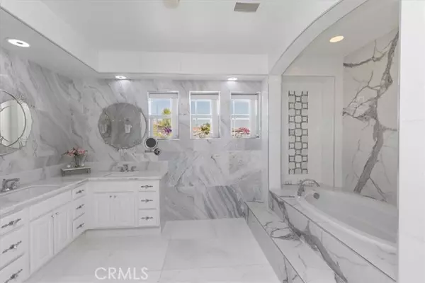 Corona, CA 92883,8851 Soothing Court