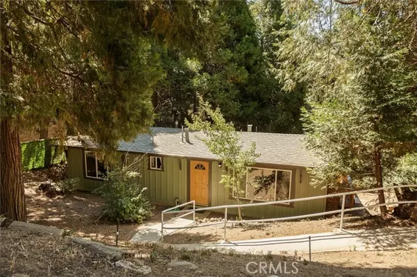 Crestline, CA 92325,24243 Zell Court