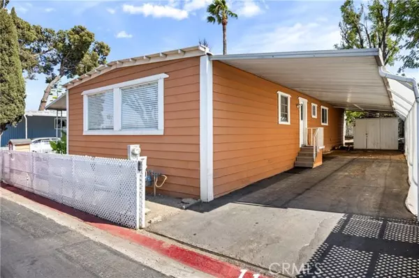 Corona, CA 92882,995 Pomona Rd #SPC #11