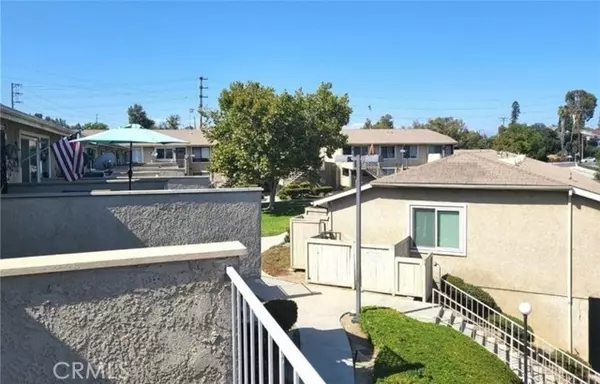 626 Bridgeport Circle #6, Fullerton, CA 92833