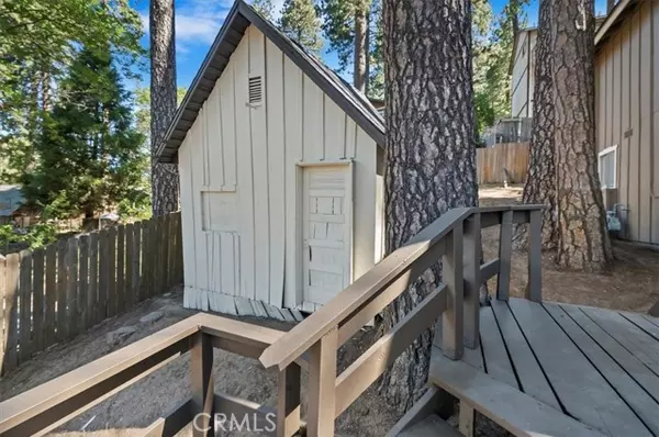 Crestline, CA 92325,22988 Pine Lane