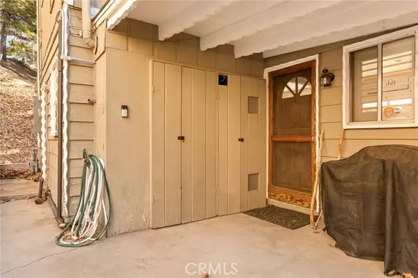 Running Springs, CA 92382,31967 Pine Cone Drive