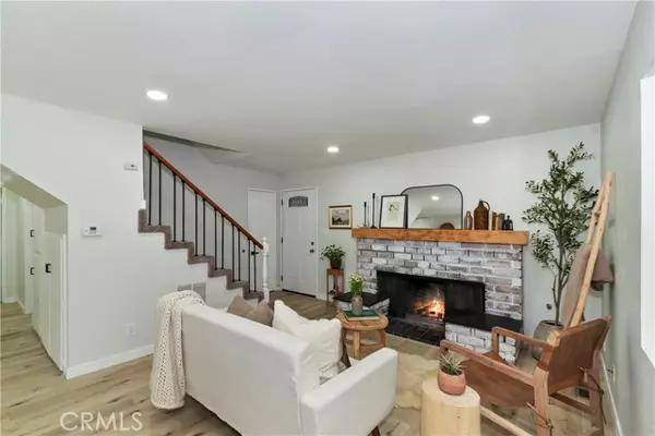 Lake Arrowhead, CA 92352,377 Hillside Road