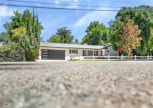 105 E Hilton Avenue, Redlands, CA 92373
