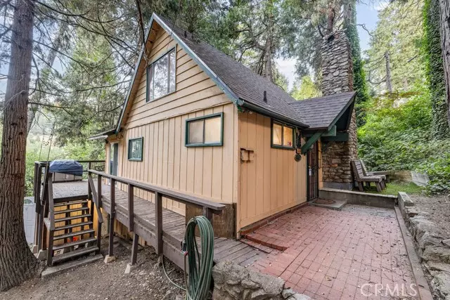 Crestline, CA 92325,442 Valley Road