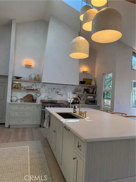Crestline, CA 92325,24725 Orchard Road