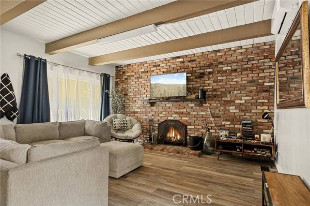 28224 Larchmont Lane, Lake Arrowhead, CA 92352