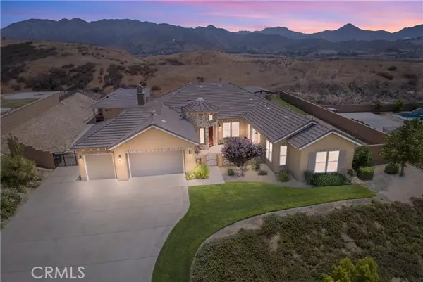 Colton, CA 92324,3086 Crystal Ridge Lane