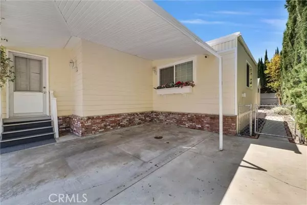 Corona, CA 92882,1438 Shadowglen Way