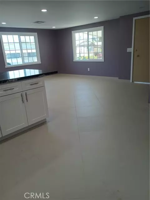 Rialto, CA 92376,350 S Willow #134