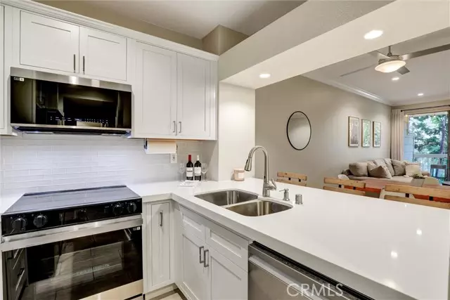 Huntington Beach, CA 92646,20331 Bluffside Circle #A108