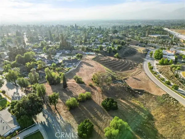 Redlands, CA 92373,221 E Sunset Drive