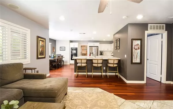 Corona, CA 92883,11087 Evergreen