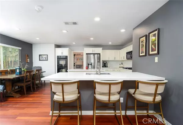 Corona, CA 92883,11087 Evergreen