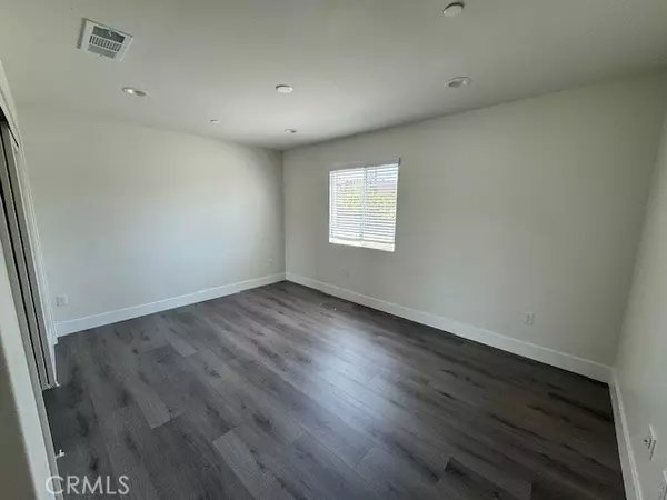 Lake Elsinore, CA 92530,510 Ellis #1