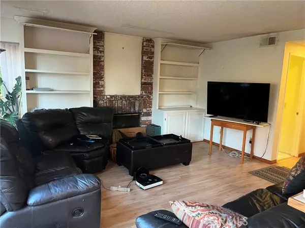 Moreno Valley, CA 92557,22086 Naples Drive