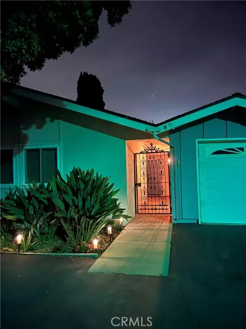 Costa Mesa, CA 92627,2486 Napoli Way