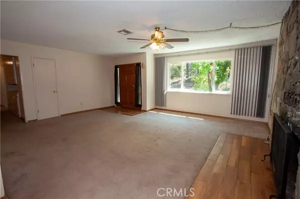 Running Springs, CA 92382,32220 Mohan Way