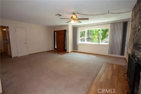 Running Springs, CA 92382,32220 Mohan Way