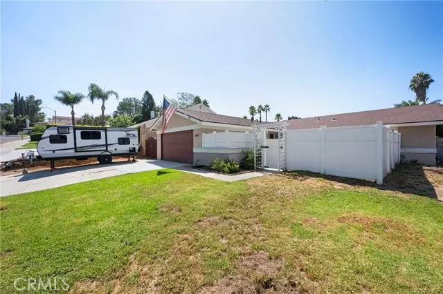 Riverside, CA 92506,6141 Bluffwood Drive