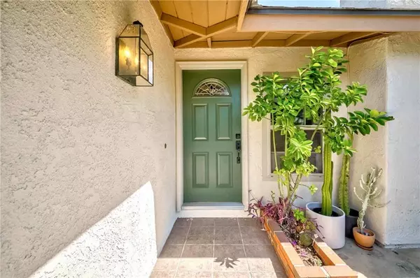 Brea, CA 92821,2328 Carrotwood Dr