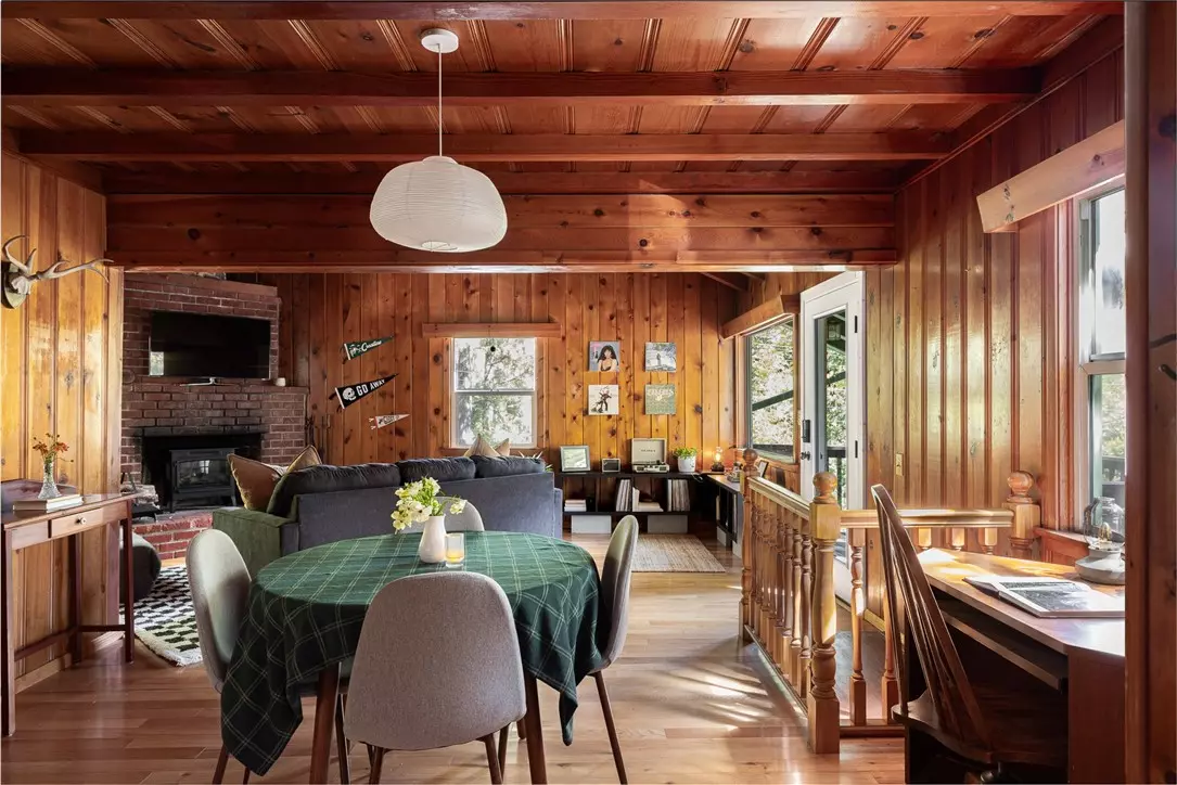 Crestline, CA 92325,634 Rosehill Drive